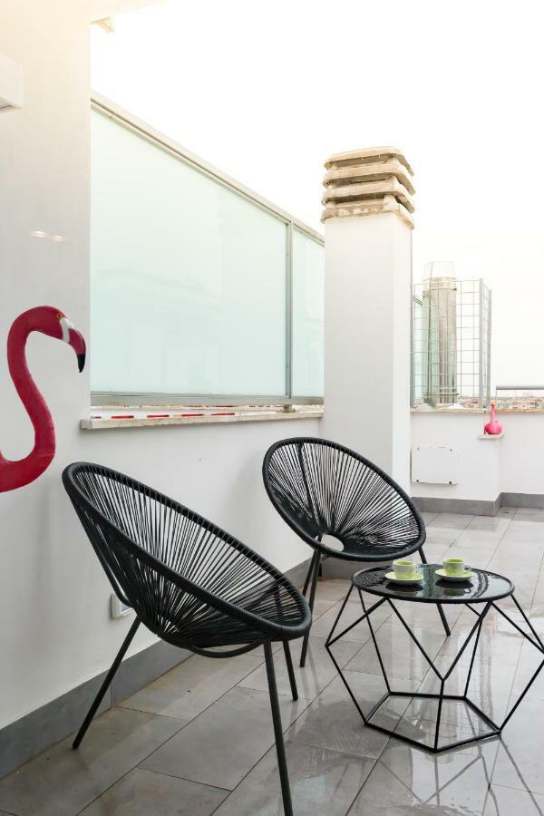 Penthouse 40 In Trastevere With Seasonally Jacuzzi Rome Exterior photo