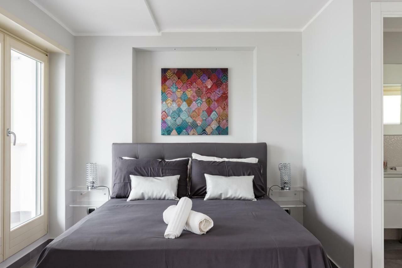 Penthouse 40 In Trastevere With Seasonally Jacuzzi Rome Exterior photo